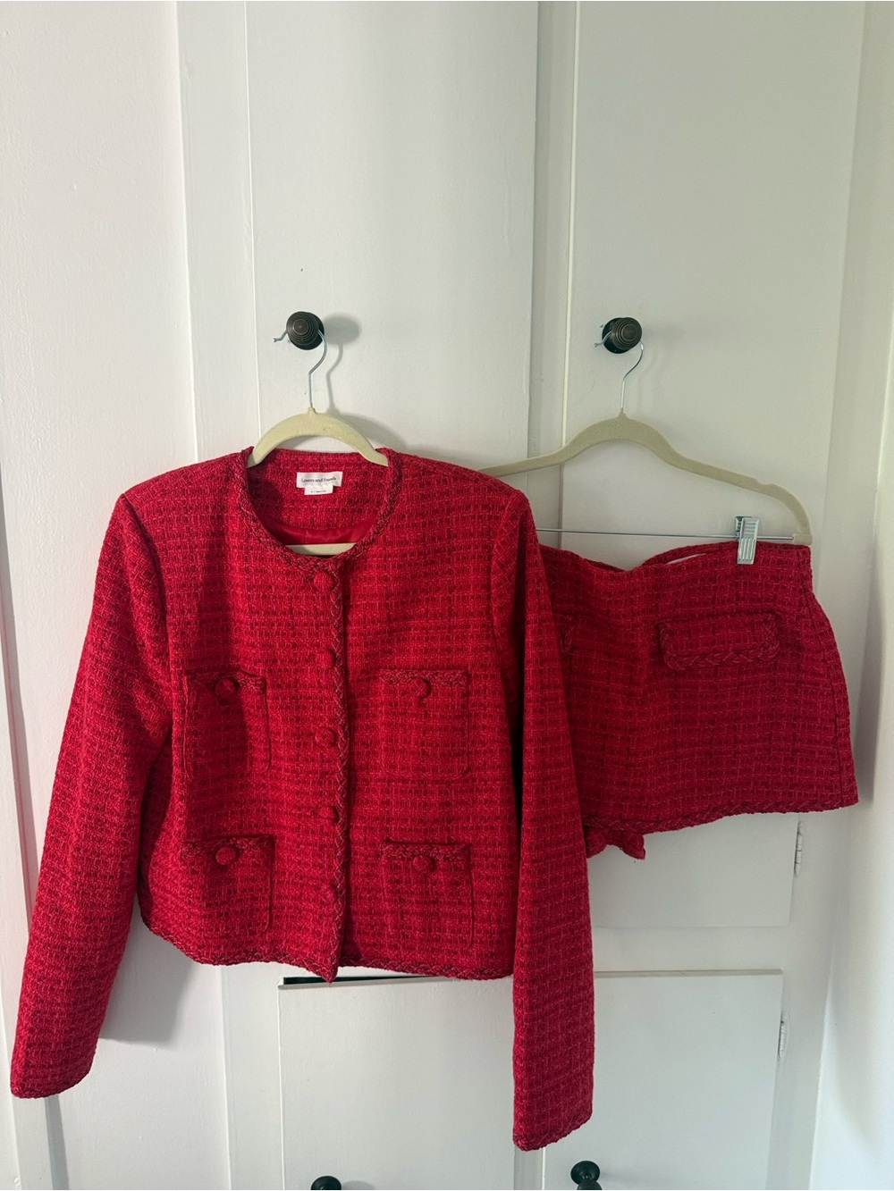 LOVERS AND FRIENDS Women's Red Tweed Jacket & Skirt Set - Classic Tailored Style - Picture 6 of 6